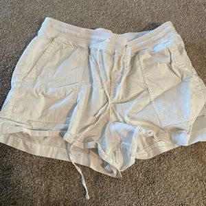 GAP linen shorts